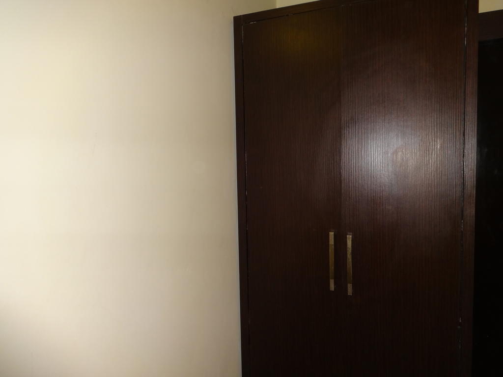 Hotel Gautam Residency Nova Deli Quarto foto